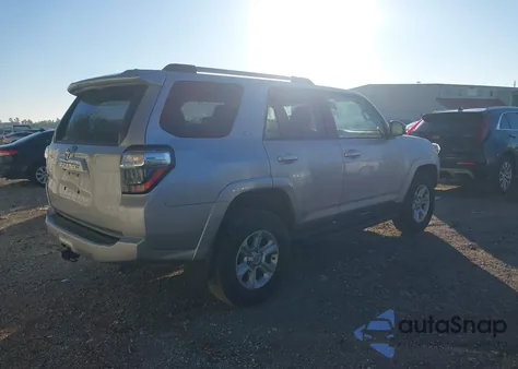 2024 Toyota 4Runner Sr5 из США, поврежденный, VIN JTEMU5JR3R6250581